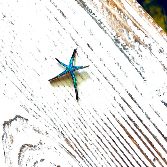 Blue Opalescent Starfish Pendant Necklace - Picture 5 of 6